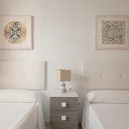 Monsalves Patio, Centrico Y Con Garaje Gratis Apartment *