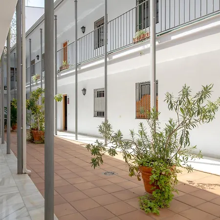 Apartment Monsalves Patio, Centrico Y Con Garaje Gratis *